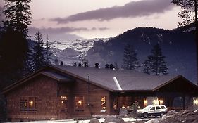 Wuksachi Lodge